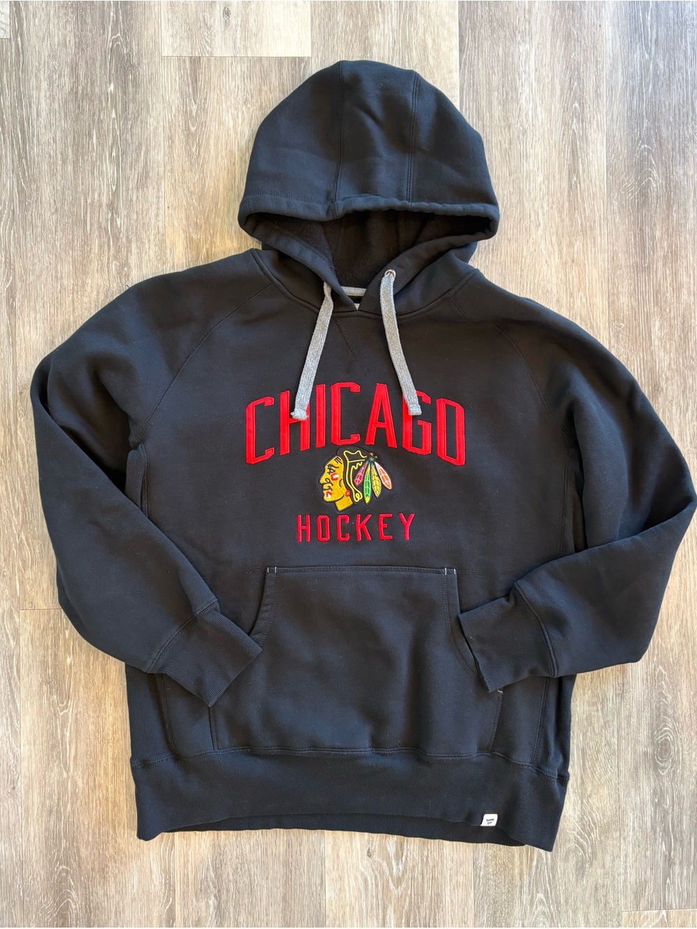 Fanatics NHL Chicago Blackhawks Hockey Embroidered Logo Hoodie XL Black